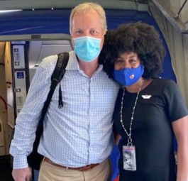 American-Chef rührt Southwest-Flugbegleiterin zu Tränen