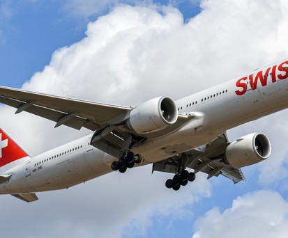 Boeing 777 bei der Landung in Kiew: Vor der Einstellung setzt Swiss großes Fluggerät ein.