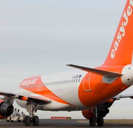 Airbus A320 von Easyjet: nicht nur die Bemalung ist neu.
