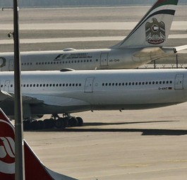 Flugzeuge von Etihad, Lufthansa und Air Berlin: Bald sind alle verbandelt.