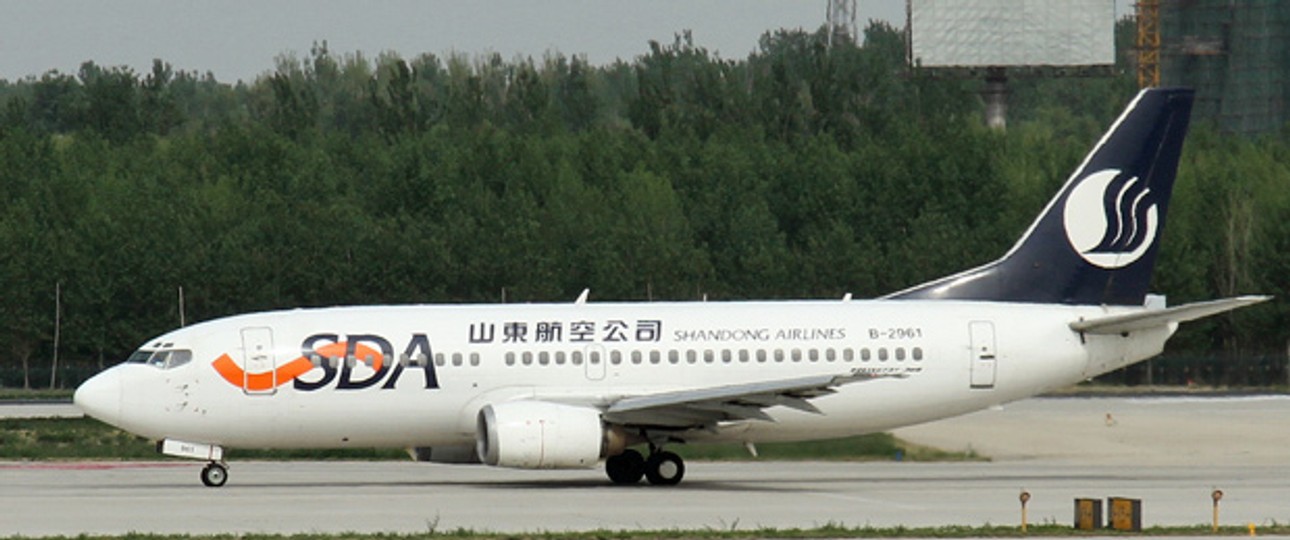 Boeing 737-300 von Shangdong Airlines: Die Fluglinie bleibt Boeing treu.