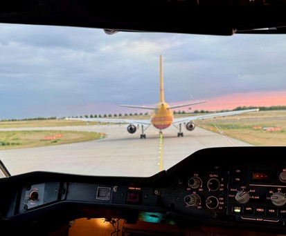 Cockpit des Airbus A300: Leistungsträger in der Flotte von DHL.