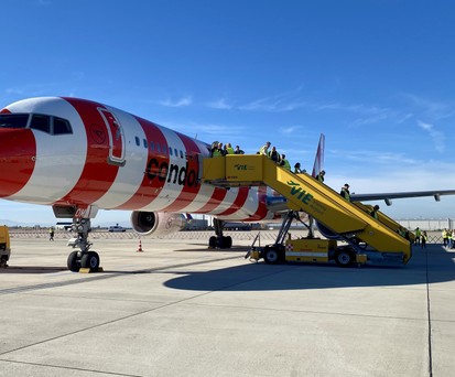 condor boeing 757 abschied wien 01