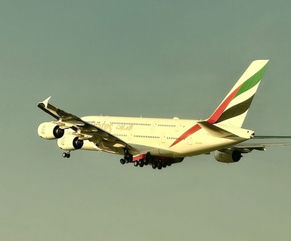 Airbus A380 von Emirates beim Start in Dubai: Bald in Berlin und Stuttgart zu sehen?