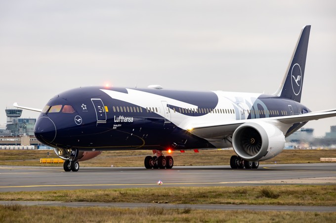 ... mit dem Kennzeichen D-ABPU ...