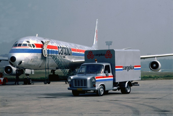 Douglas DC-8 von Cargolux: 1973 erhielt erhielt die Frachtfluggesellschaft das Modell als ersten Flieger mit Strahltriebwerken.