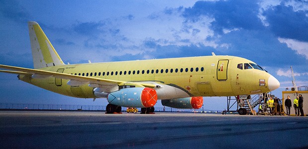 Sukhoi Superjet wartet auf die Lackierung: Der Staat stützt das Projekt.