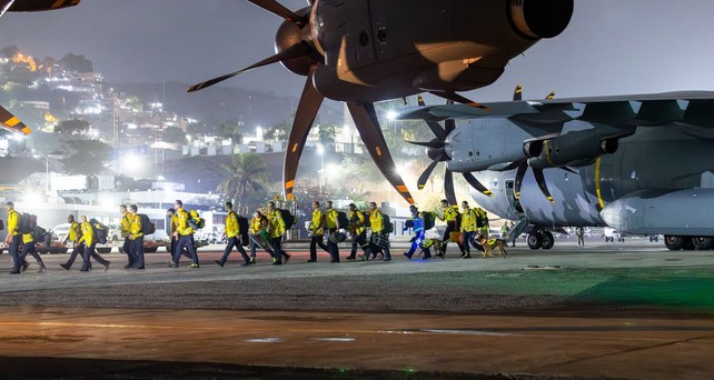 bundeswehr luftwaffe airbus a400 m venezuela hilfe 02