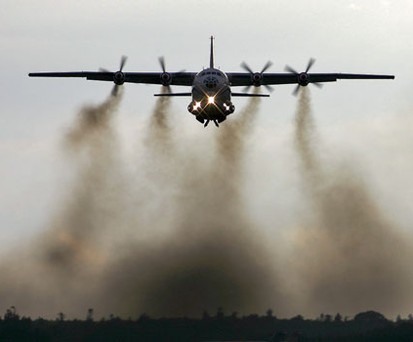Antonow AN-12: Einer der Flugzeugtypen, die in Russland dieses Jahr verboten wurden.