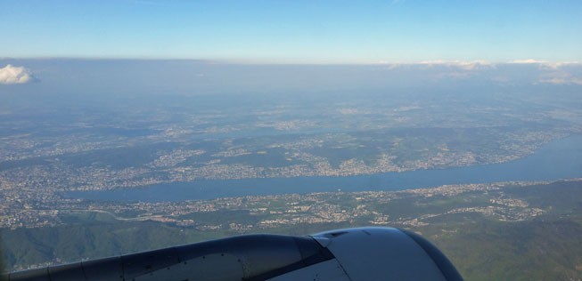 Über Zürich nach dem Start.