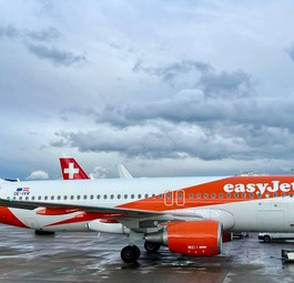 Flugzeug von Easyjet in Zürich: Die Airline baut aus.
