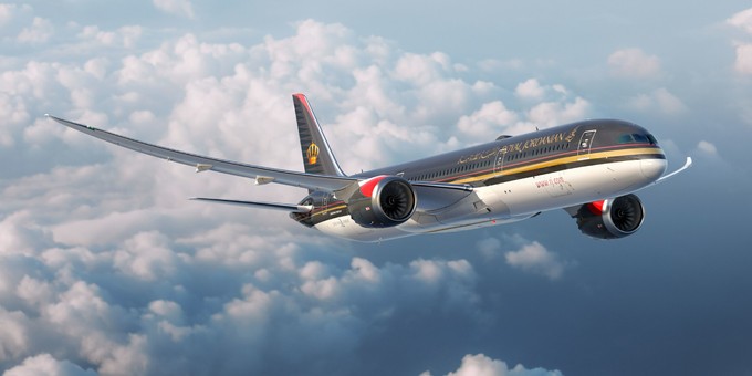 Royal Jordanian hat auf der Dubai Airshow vier Boeing 787-9 geordert. Die nationale Airline Jordaniens bestätigte zudem eine frühere Bestellung für zwei 787-9, womit sich der offene Auftragsbestand auf sechs der Jets erhöht. Aktuell betreibt sie bereit sieben Boeing 787-8.