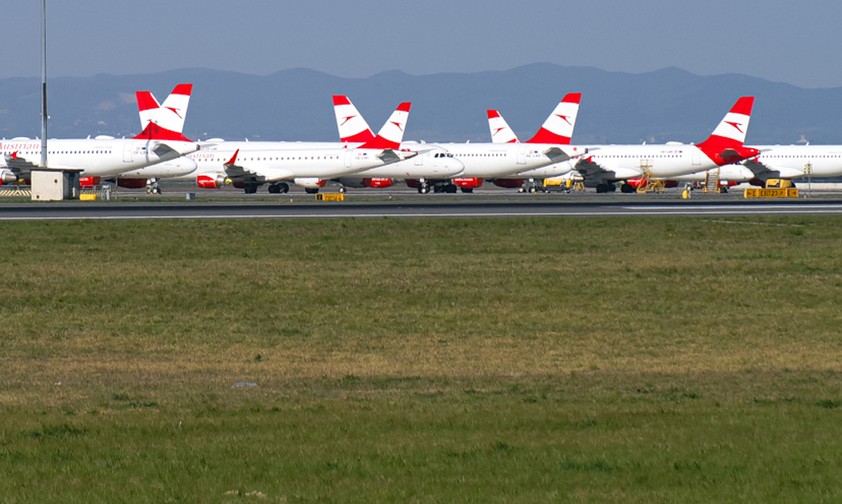 Geparkte Flugzeuge von AUA in Wien: Momentan beträgt die Kapazität nur 15 Prozent.