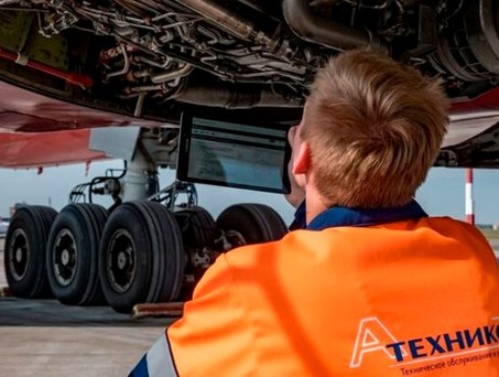 Mitarbeiter von Aeroflot Technics: Die Beschäftigen haben keine Boni bekommen und fühlen sich schlecht bezahlt.