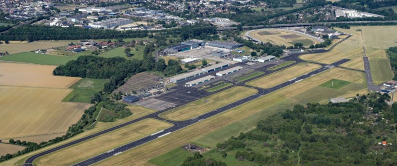 Flughafen Mönchengladbach: Wirkt ruhig - ist aber ganz schön geschäftig.