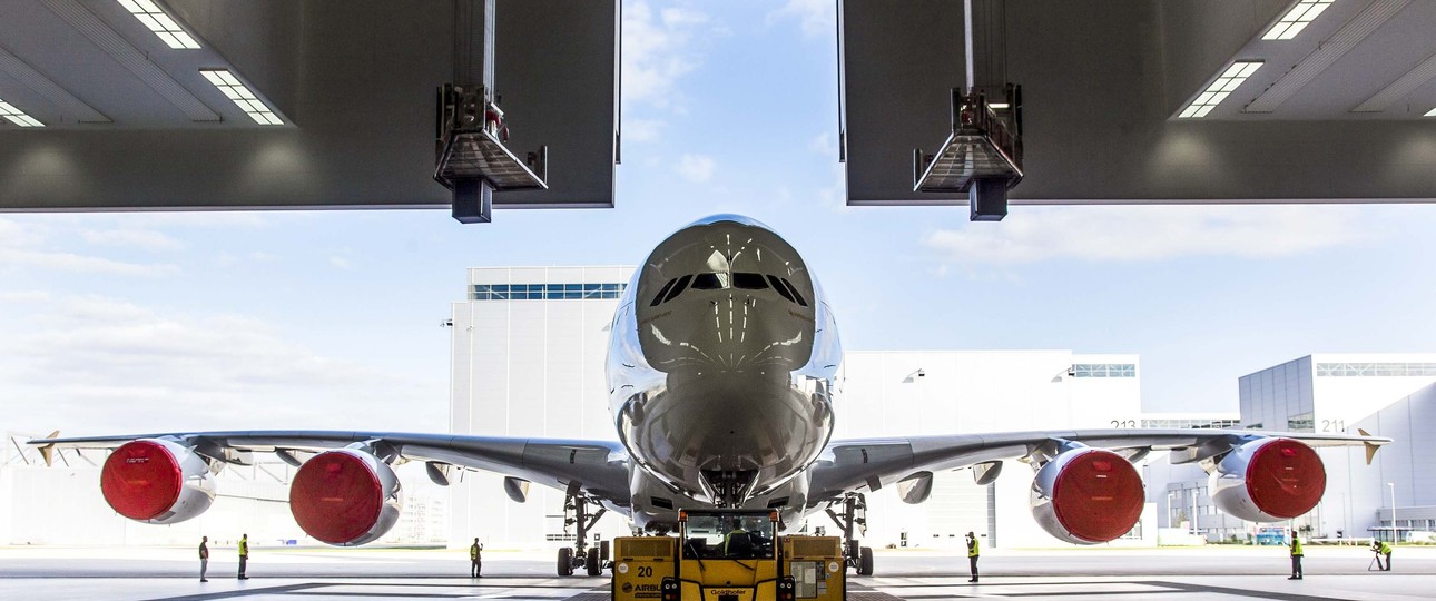 Airbus A380: Erster Superjumbo wird zum Hilfsfrachter.