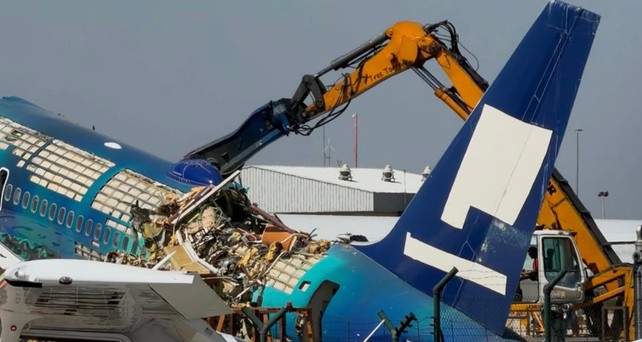boeing 747 icelandair hekla aurora