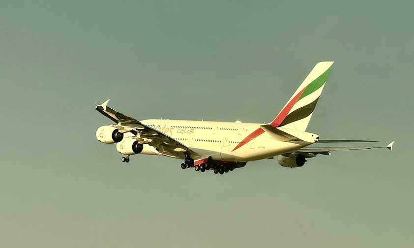 Airbus A380 von Emirates beim Start in Dubai: Bald in Berlin und Stuttgart zu sehen?