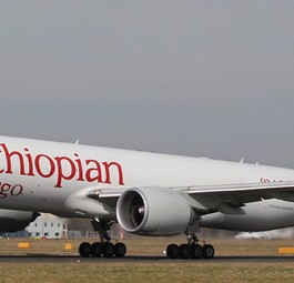 ... Platz 6: Afrika mit 2,0 Prozent. Im Bild: eine Boeing 777 F von Ethiopian Cargo.