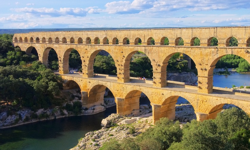 Aquaedukt in Nimes: Die Stadt erhält Regionalflüge.