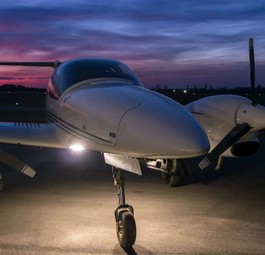 Eine Diamond DA-42: Mit der Maschine startet Franconia Air Service Linienflüge ab Nürnberg.